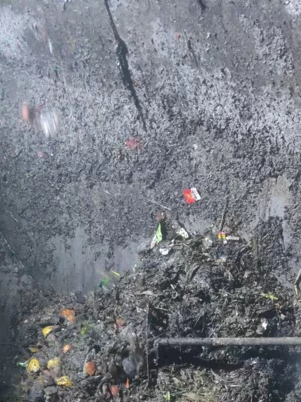 马山污水池清理